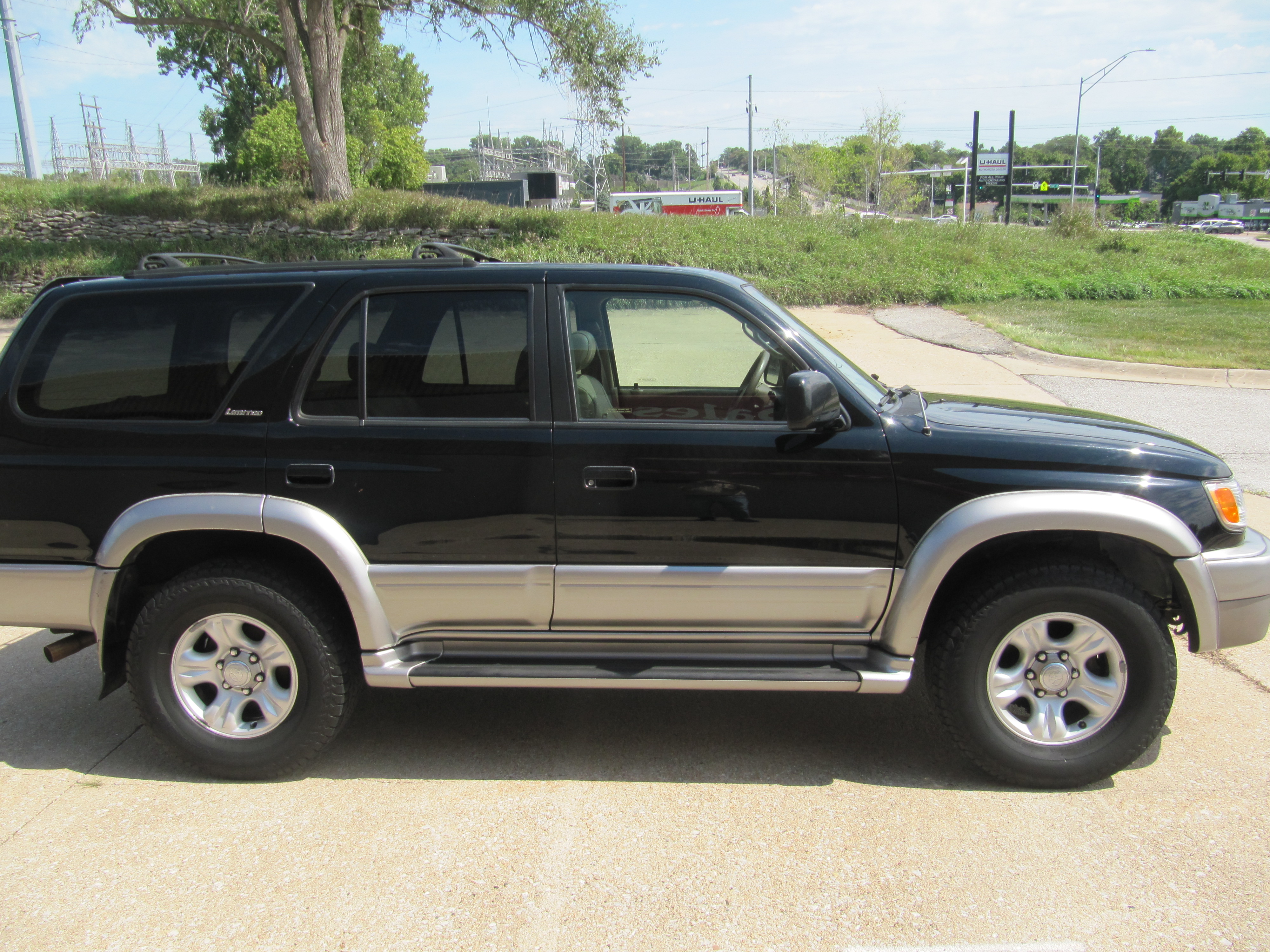 Used 2001 Toyota 4Runner 4WD Limited image 8