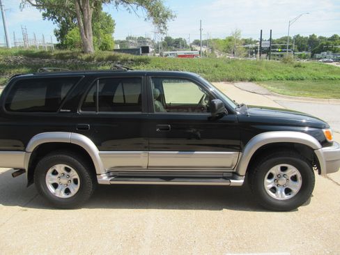 Used 2001 Toyota 4Runner 4WD Limited image 8