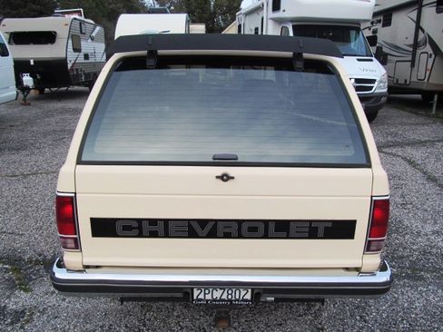 Used 1989 Chevrolet S10 Blazer image 6