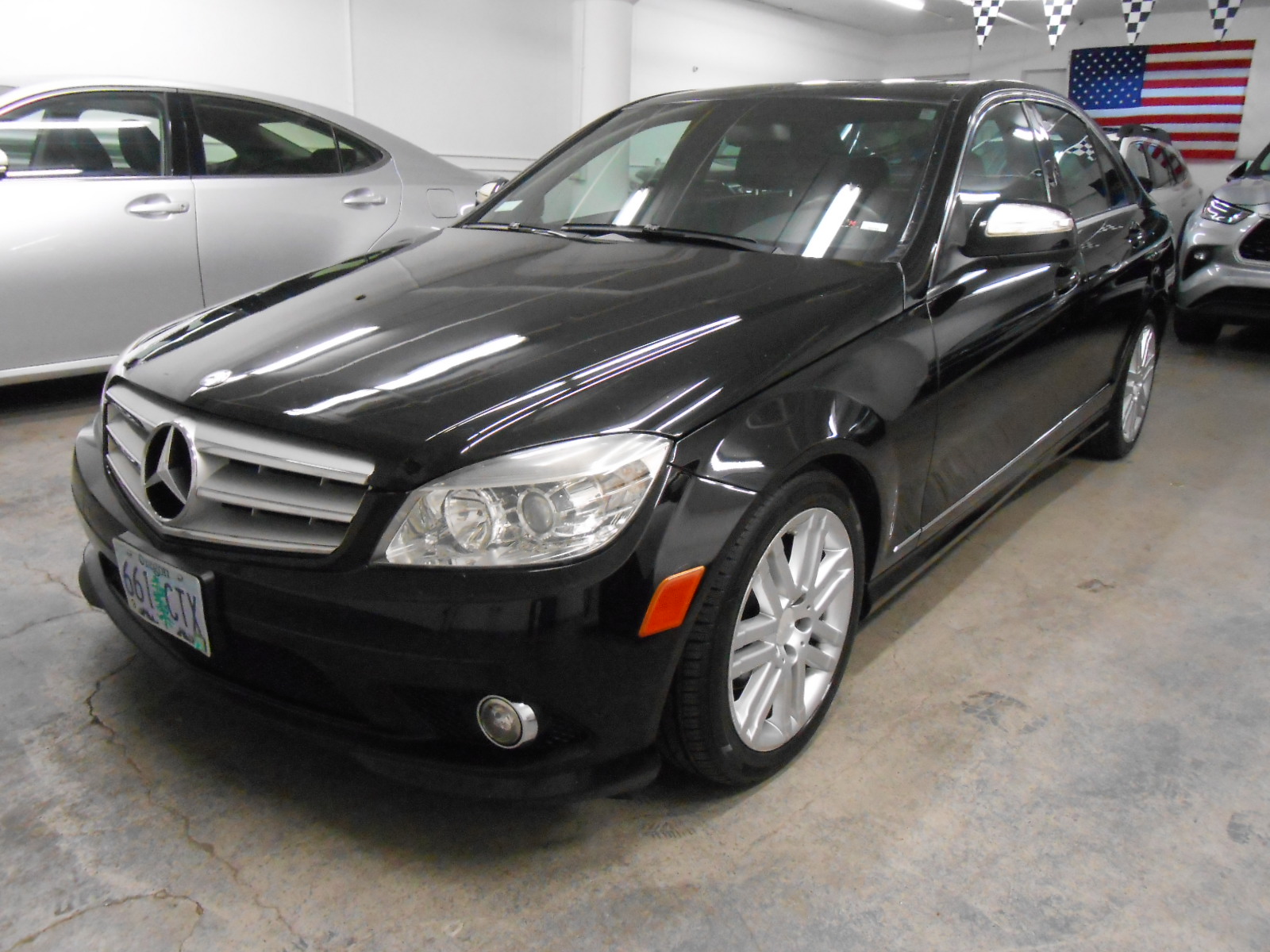 Used 2008 Mercedes-Benz C 300 Sport image 2