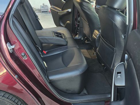 Used 2013 Toyota Prius Persona Series image 22