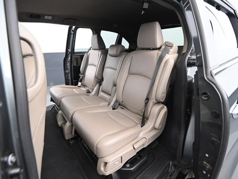 Used 2018 Honda Odyssey EX-L image 37