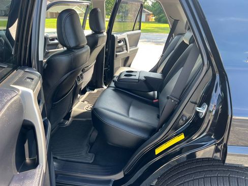 Used 2023 Toyota 4Runner SR5 Premium RWD image 17