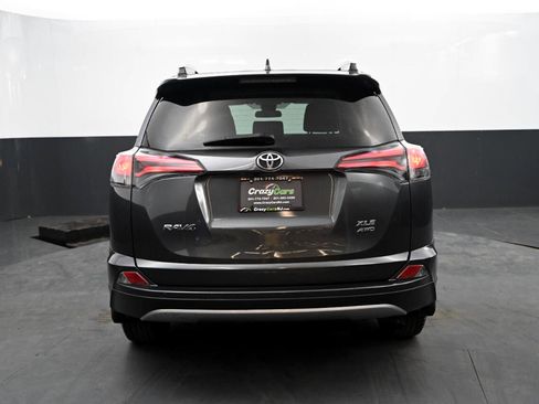Used 2017 Toyota RAV4 XLE image 4