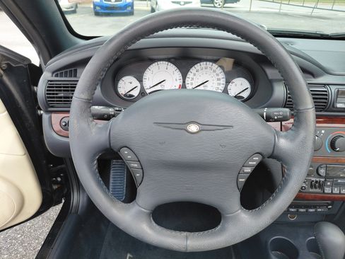 Used 2001 Chrysler Sebring Limited image 15
