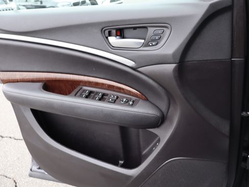 Used 2020 Acura MDX SH-AWD image 21