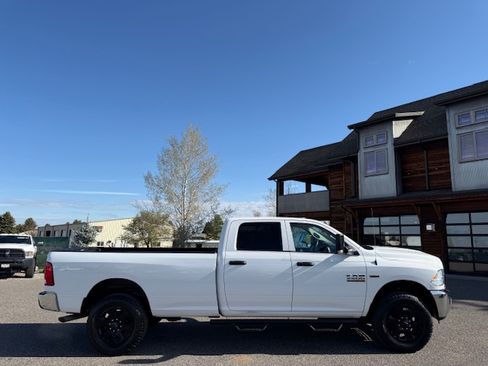 Used 2016 RAM 2500 4x4 Crew Cab ST image 7