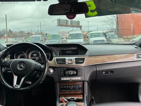 Used 2014 Mercedes-Benz E 350 image 9
