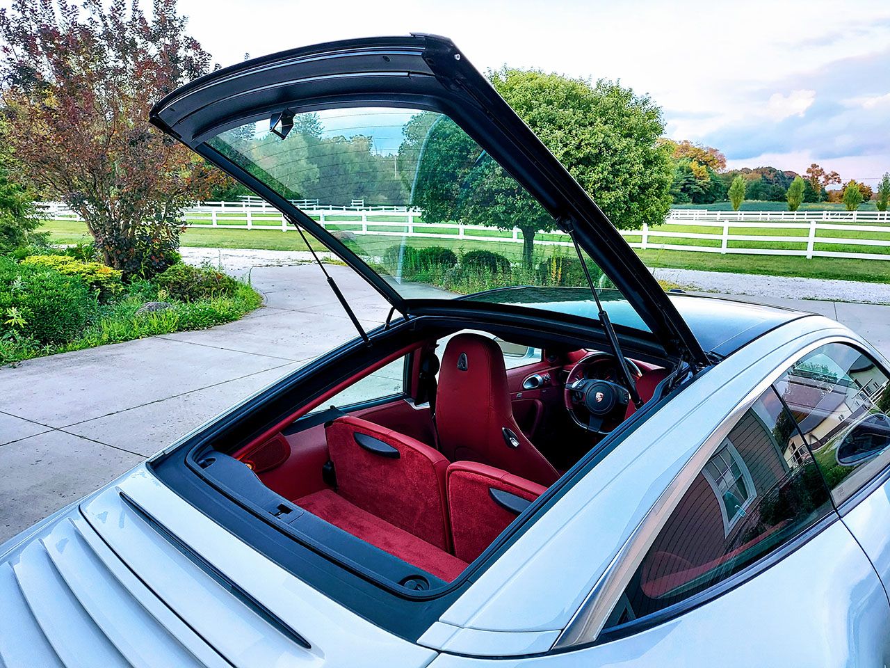 Used 2011 Porsche 911 Targa 4S AWD/4WD image 91
