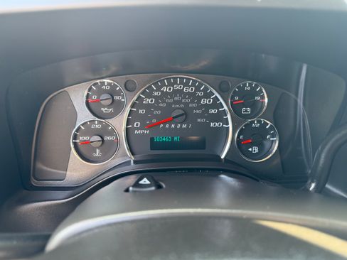 Used 2020 Chevrolet Express 2500 image 13