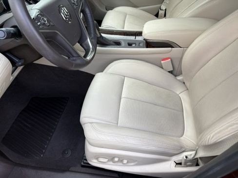 Used 2014 Buick LaCrosse Premium FWD image 13