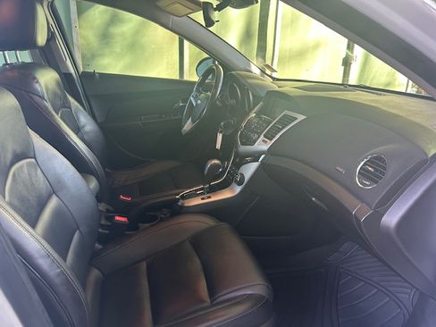 Used 2015 Chevrolet Cruze LT image 24