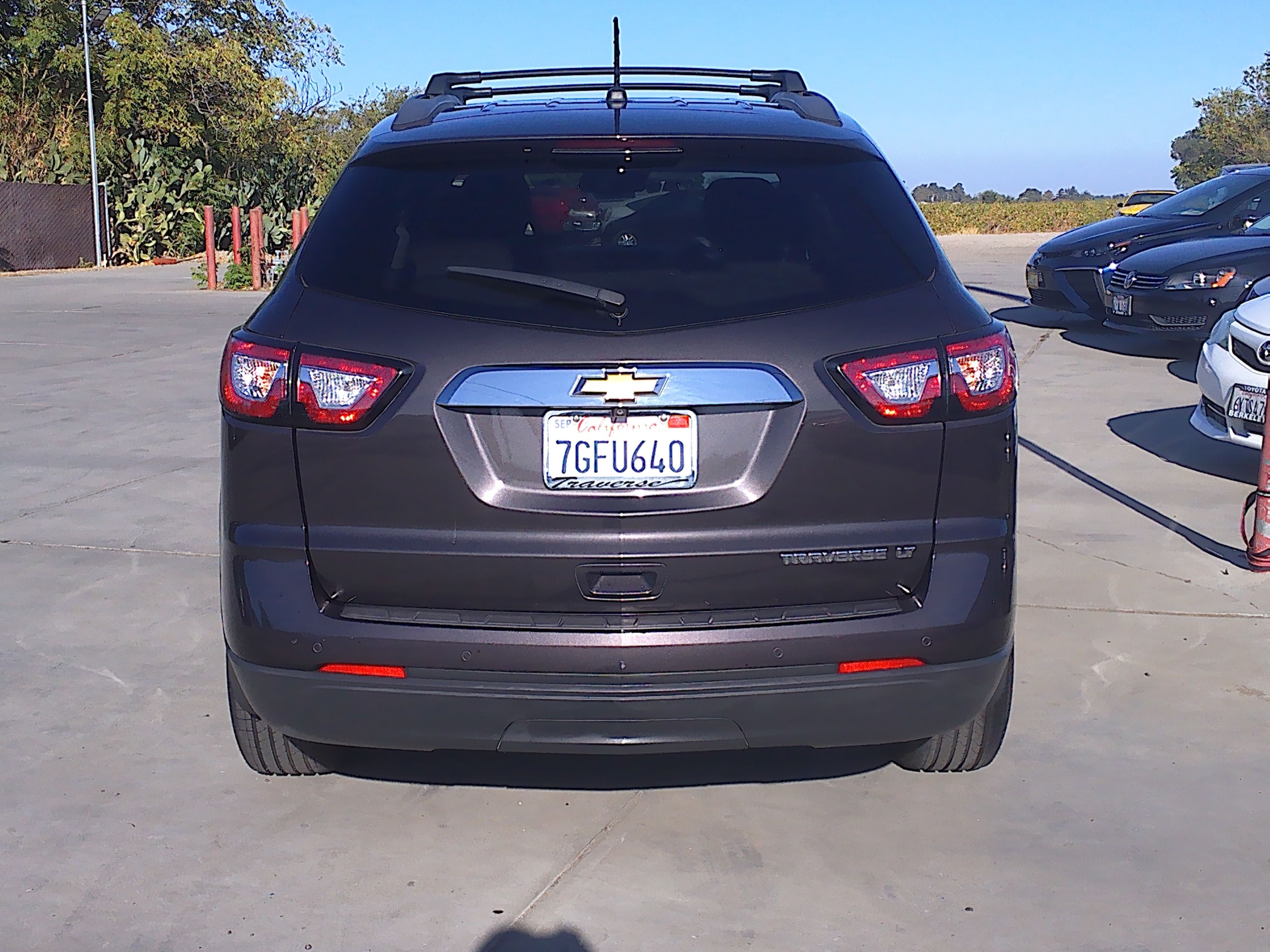 Used 2014 Chevrolet Traverse LT FWD image 6