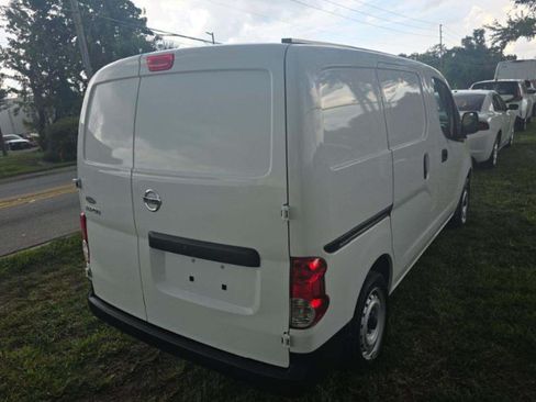 Used 2020 Nissan NV200 S FWD image 2