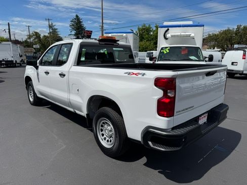 Used 2023 Chevrolet Silverado 1500 4x4 Double Cab W/T image 2