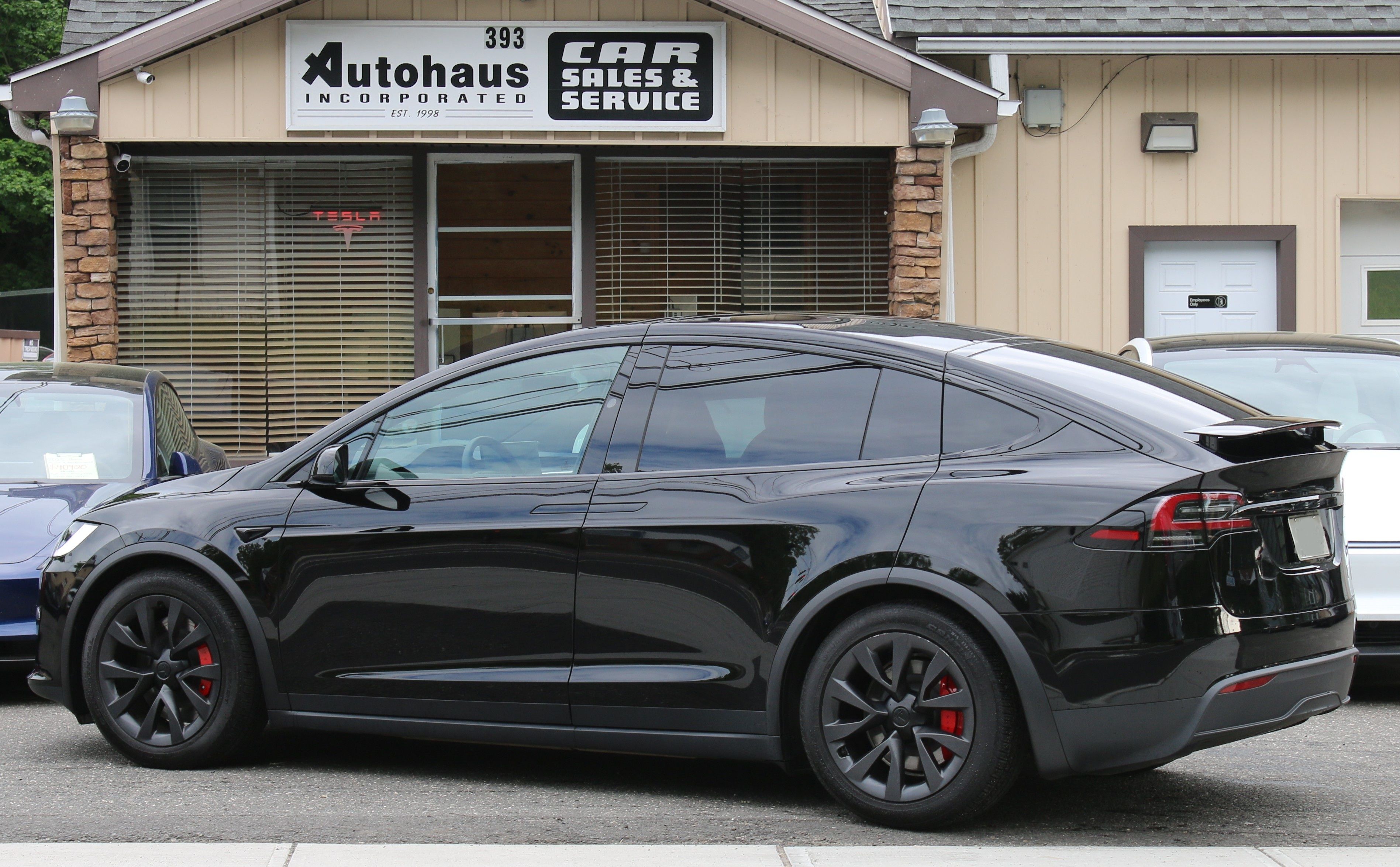Used 2024 Tesla Model X Plaid AWD/4WD image 4