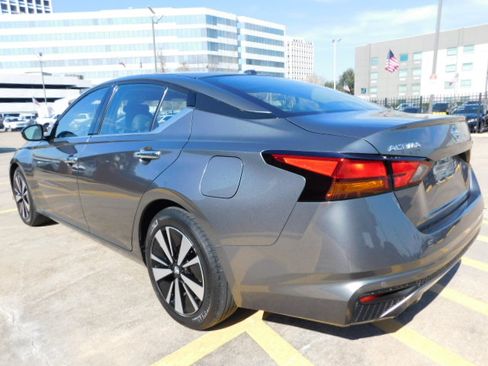 Used 2019 Nissan Altima 2.5 SL image 5