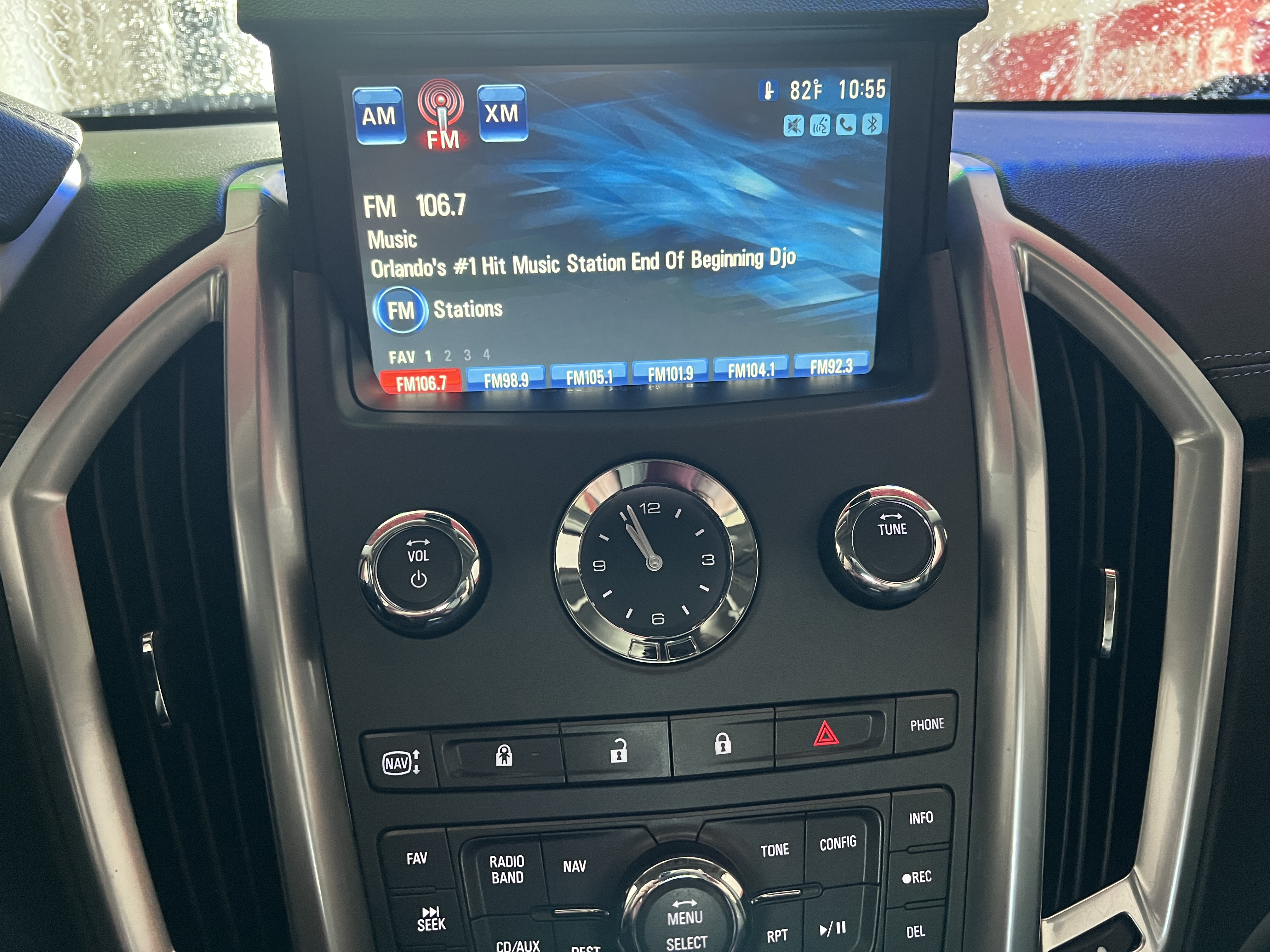 Used 2010 Cadillac SRX AWD Performance image 25
