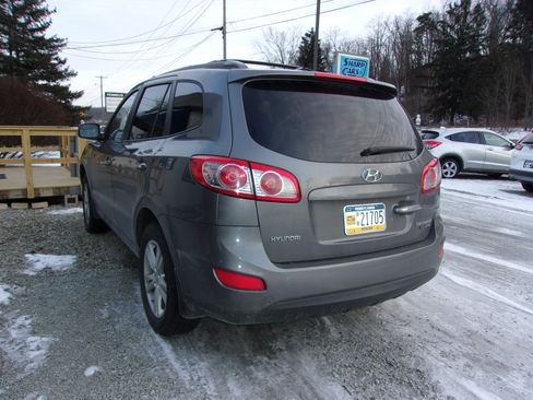 Used 2010 Hyundai Santa Fe Limited image 3