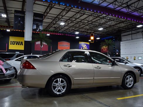 Used 2007 Honda Accord EX-L image 8