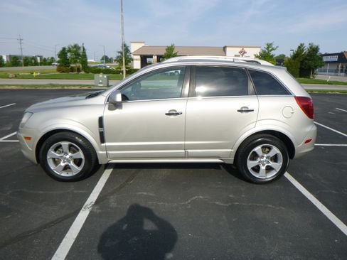 Used 2014 Chevrolet Captiva Sport LT image 1