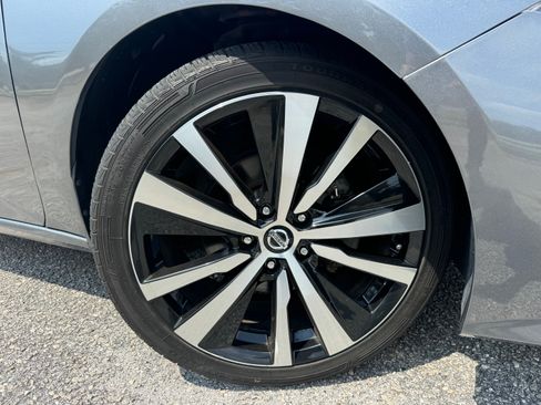 Used 2021 Nissan Altima 2.5 SR FWD image 22