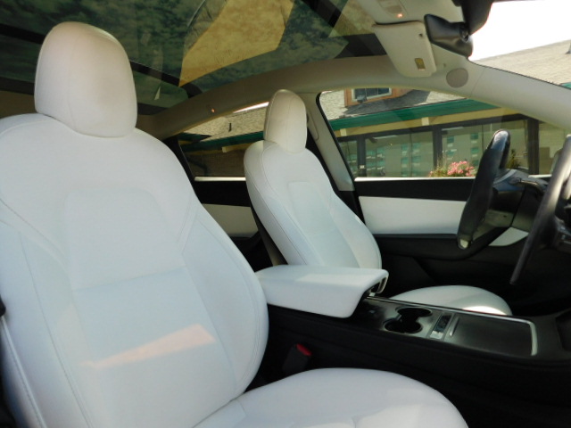 Used 2022 Tesla Model Y AWD Performance image 20