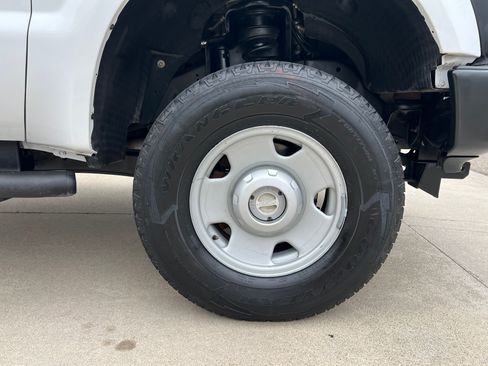Used 2008 Ford F350 4x4 Regular Cab Super Duty image 17