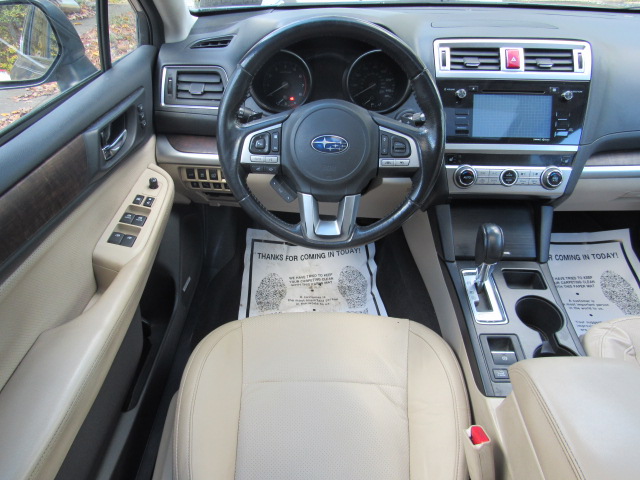 Used 2017 Subaru Outback 2.5i Limited AWD/4WD image 21