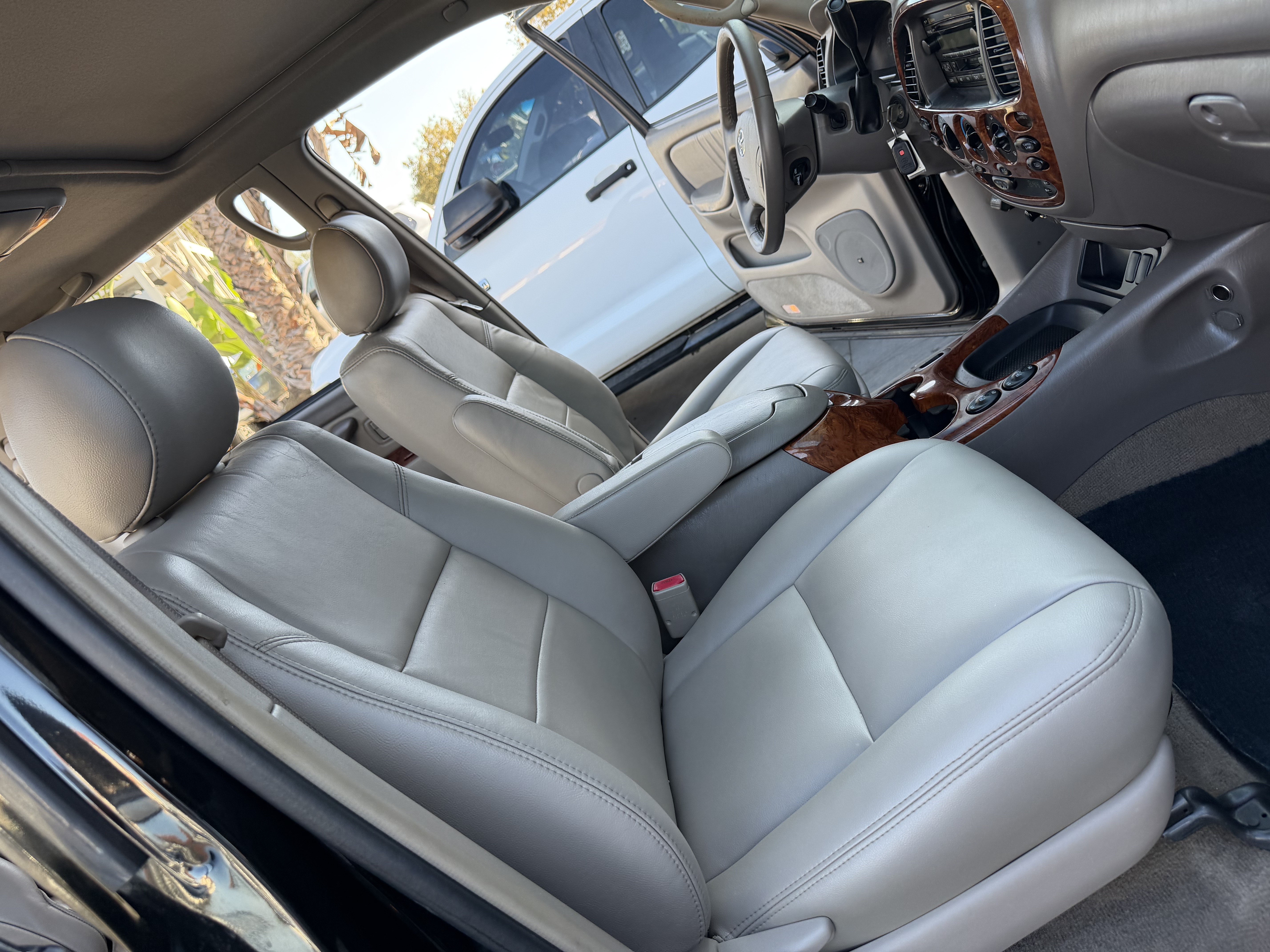 Used 2005 Toyota Tundra 4x4 Double Cab Limited image 29