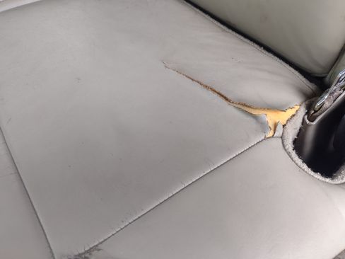 Used 2001 Ford Excursion XLT image 40