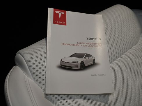 Used 2023 Tesla Model S Long Range image 71