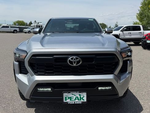 Used 2025 Toyota Tacoma 4x4 Double Cab image 9