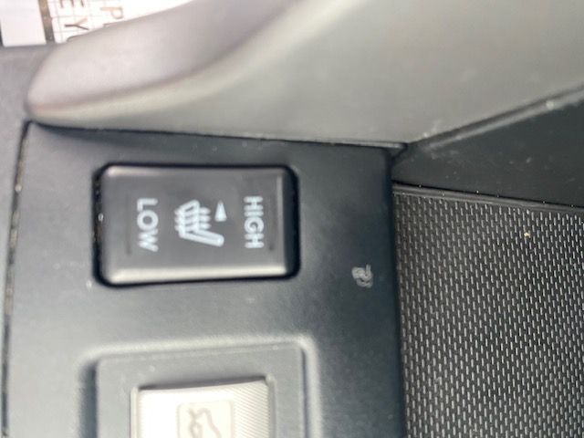 Used 2018 Subaru Forester 2.5i Premium AWD/4WD image 16