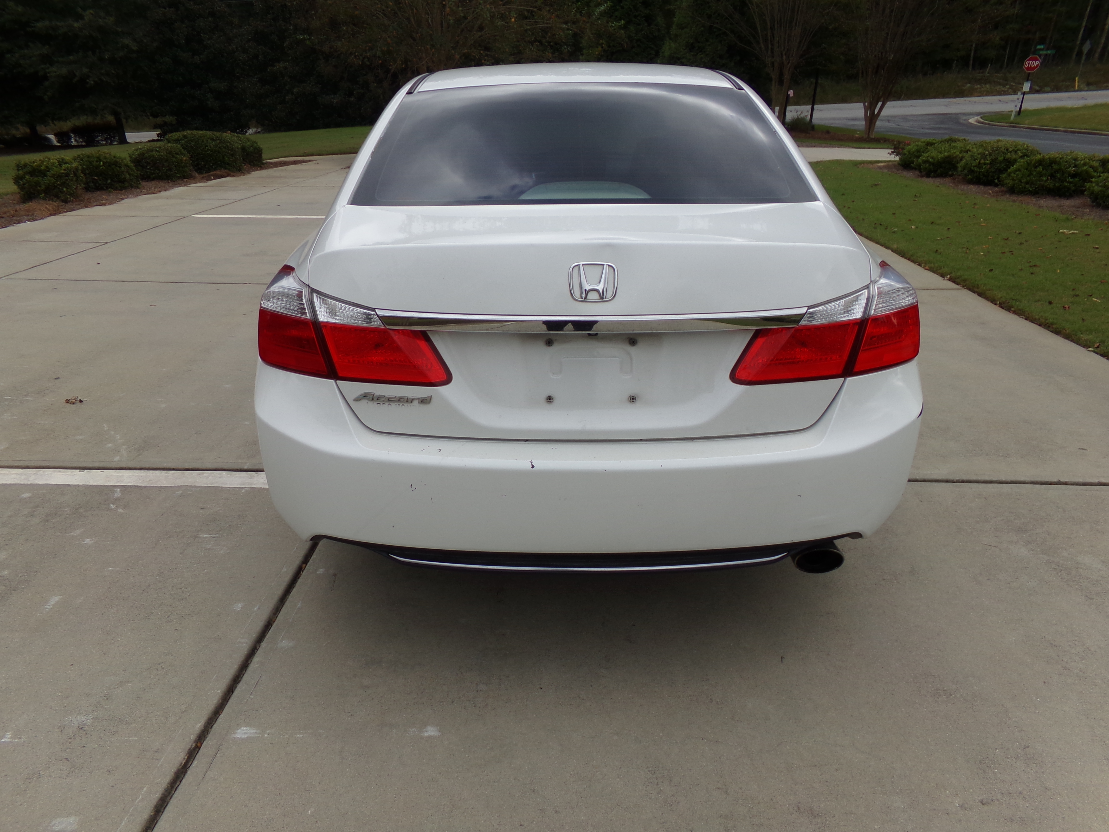 Used 2015 Honda Accord EX Sedan image 4