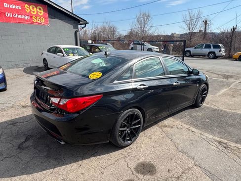 Used 2011 Hyundai Sonata FWD image 5