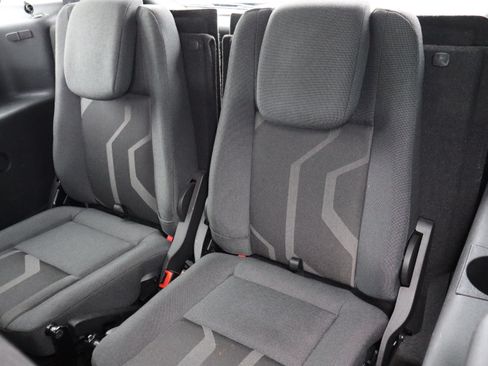 Used 2016 Ford Transit Connect XLT image 13