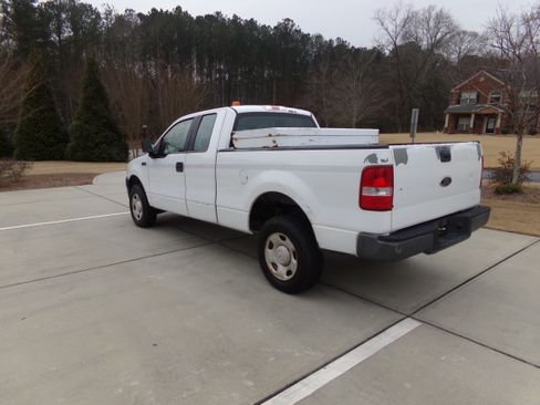 Used 2005 Ford F150 XLT AWD/4WD image 3