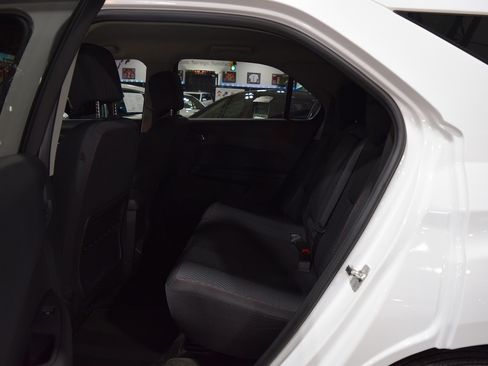 Used 2013 Chevrolet Equinox LS FWD image 19