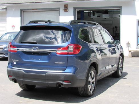 Used 2019 Subaru Ascent Premium 8-Passenger AWD/4WD image 6