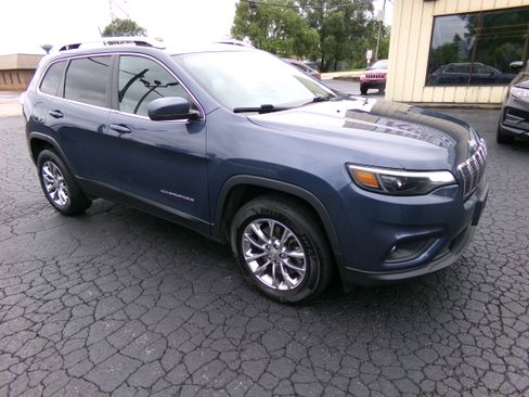 Used 2021 Jeep Cherokee 4WD Latitude Lux image 7