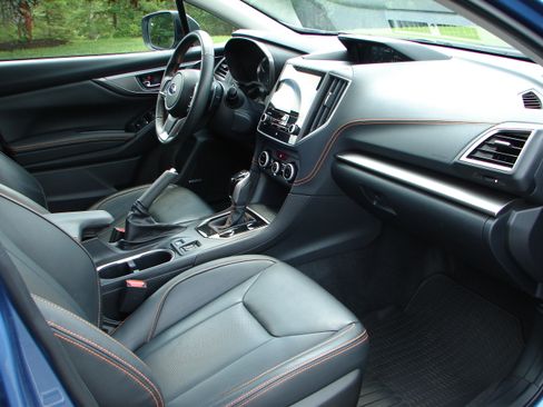 Used 2021 Subaru Crosstrek 2.5i Limited AWD/4WD image 10