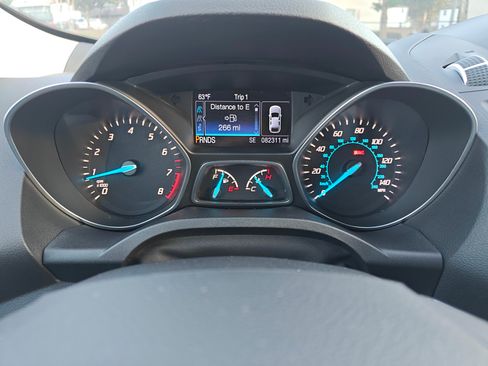 Used 2016 Ford Escape SE image 9