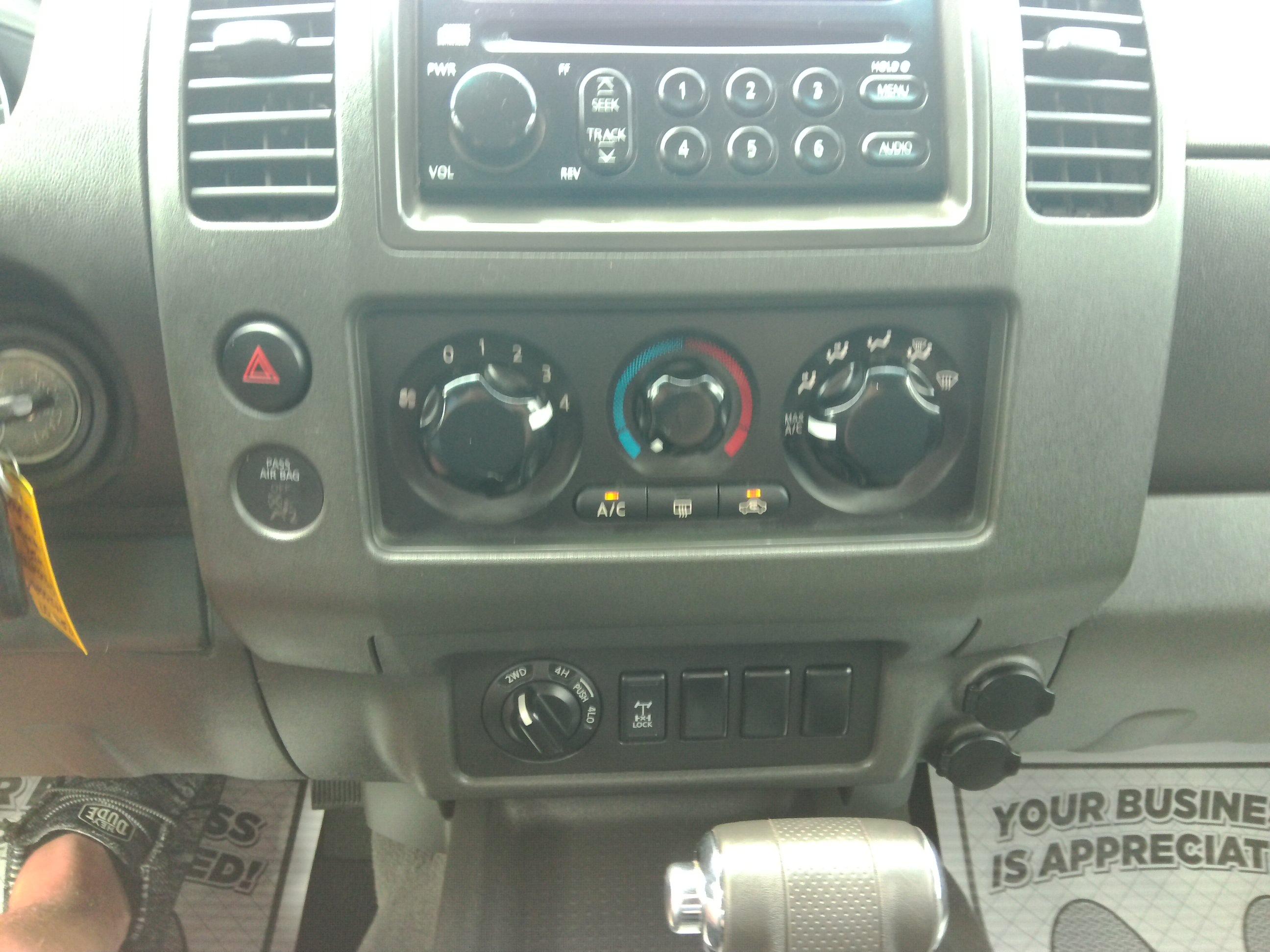 Used 2007 Nissan Frontier 4x4 Crew Cab NISMO image 53