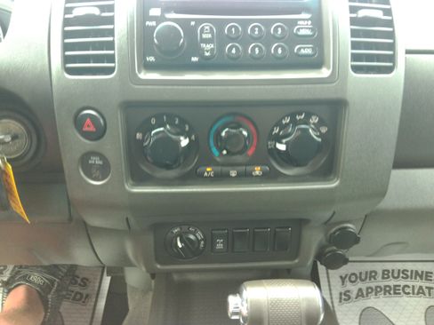 Used 2007 Nissan Frontier 4x4 Crew Cab NISMO image 53