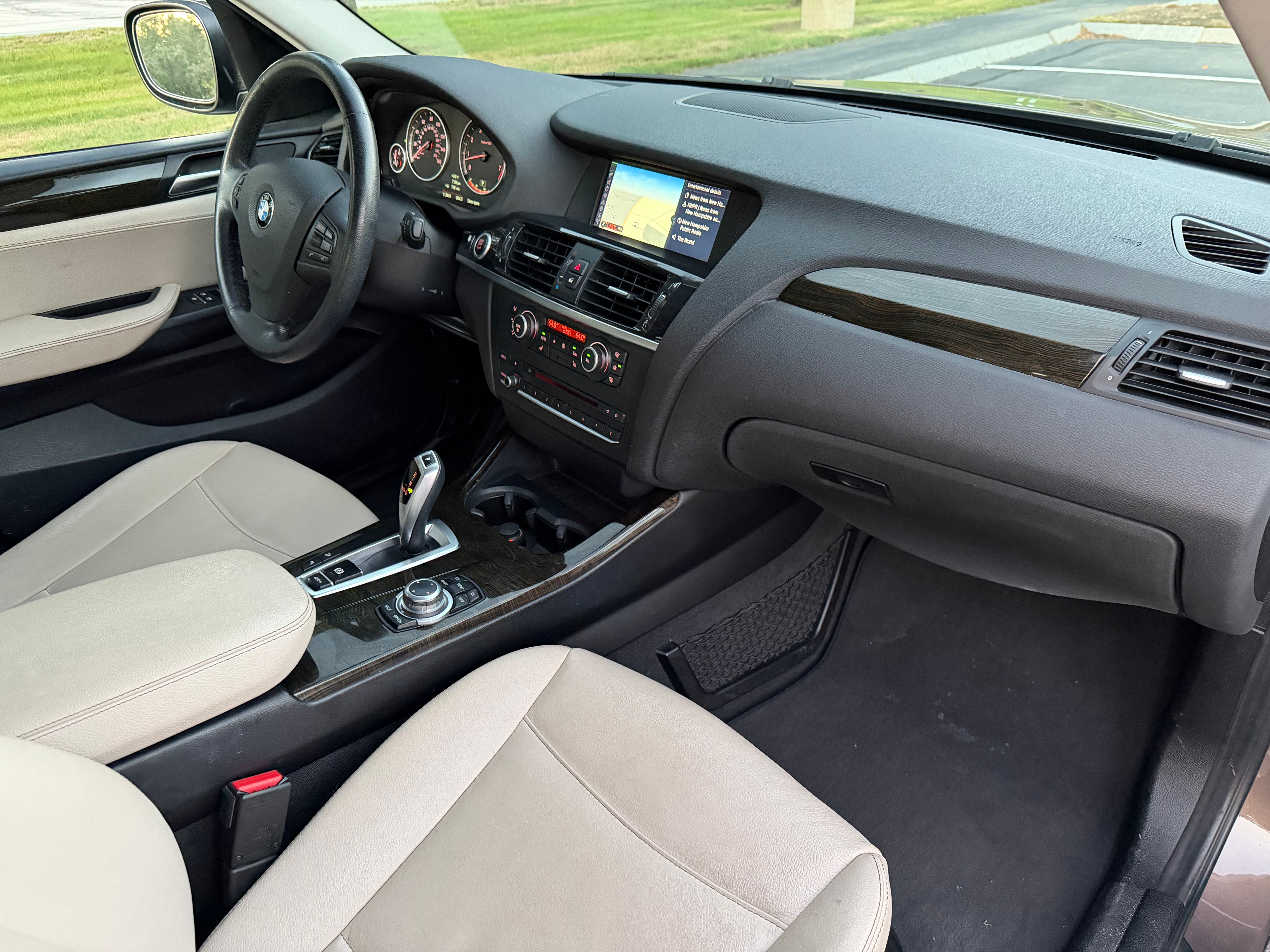 Used 2012 BMW X3 xDrive28i AWD/4WD image 45