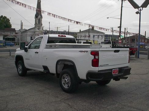 Used 2022 Chevrolet Silverado 2500 W/T AWD/4WD image 8