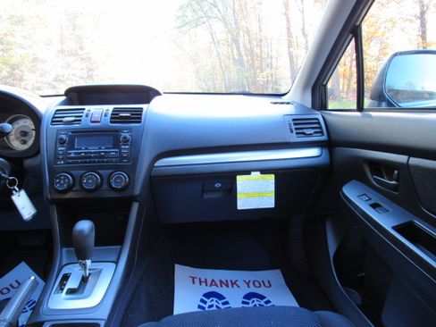 Used 2013 Subaru Impreza 2.0i image 23