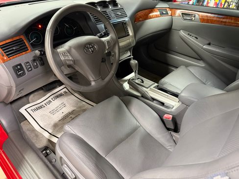Used 2008 Toyota Solara SLE Convertible FWD image 7