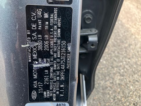Used 2018 Kia Forte Sedan FWD image 16